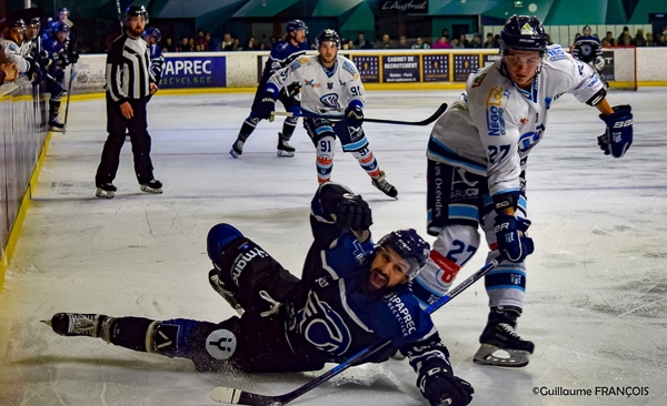 Photo hockey Division 1 - Division 1 : 16ème journée : Nantes vs Tours  - Nantes rechute à domicile