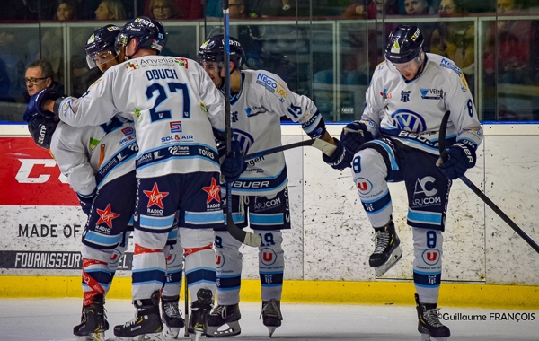 Photo hockey Division 1 - Division 1 : 16ème journée : Nantes vs Tours  - Nantes rechute à domicile