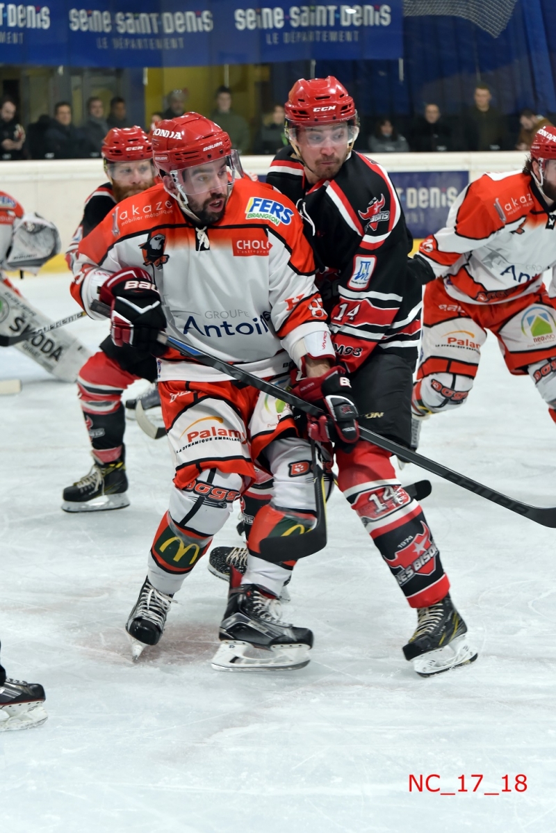 Photo hockey Division 1 - Division 1 : 16ème journée : Neuilly/Marne vs Cholet - Des Bisons renversants Photo hockey Division 1 - Division 1 : 16ème journée : Neuilly/Marne vs Cholet - Des Bisons renversants