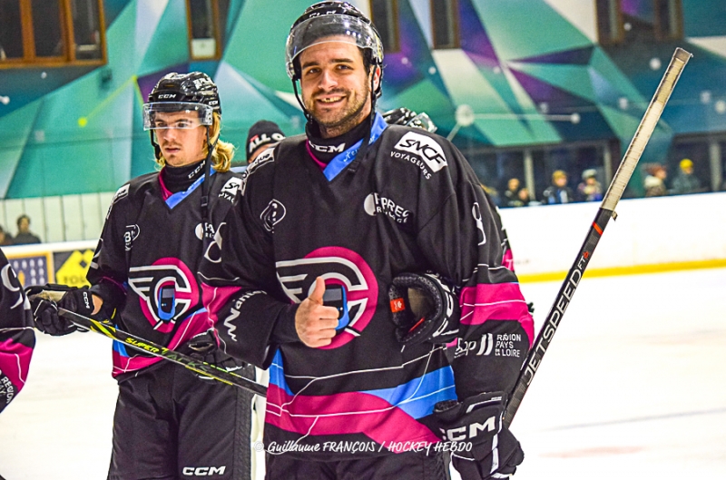 Photo hockey Division 1 - Division 1 : 17ème journée : Nantes vs Cholet  - 12e victoire consécutive pour Nantes !