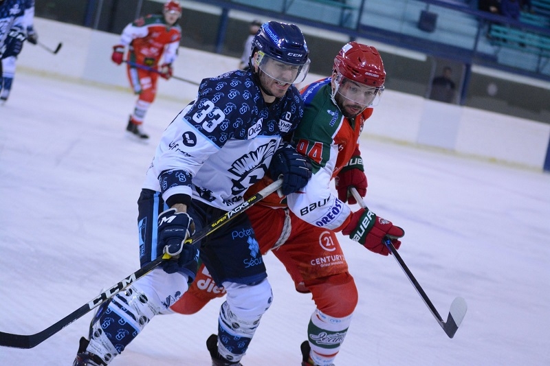Photo hockey Division 1 - Division 1 : 17ème journée : Mont-Blanc vs Marseille - De renversants Spartiates !