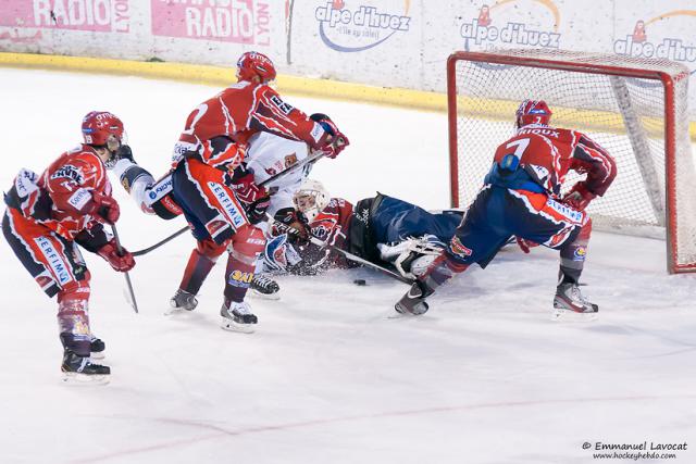 Photo hockey Division 1 - Division 1 : 18ème journée : Lyon vs Bordeaux - Lyon seul au monde