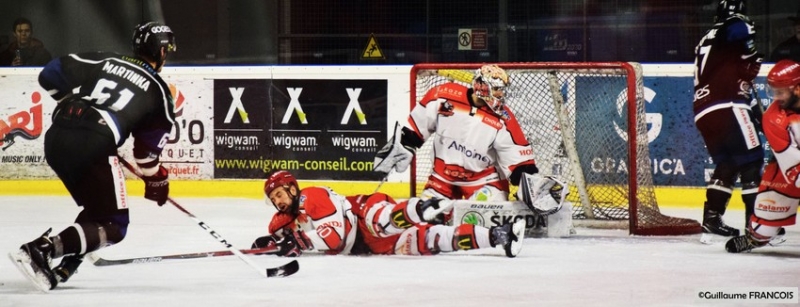 Photo hockey Division 1 - Division 1 : 18ème journée : Nantes vs Cholet  - Nantes remporte le Derby de l’Ouest 