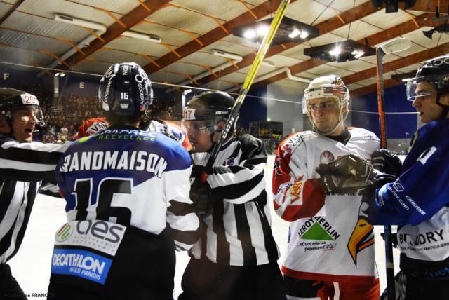 Photo hockey Division 1 - Division 1 : 18ème journée : Nantes vs La Roche-sur-Yon - D1 : Mener n’est pas gagner
