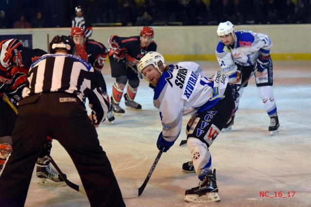 Photo hockey Division 1 - Division 1 : 18ème journée : Neuilly/Marne vs Courchevel-Méribel-Pralognan - D1 : Les Bisons et leurs démons Photo hockey Division 1 - Division 1 : 18ème journée : Neuilly/Marne vs Courchevel-Méribel-Pralognan - D1 : Les Bisons et leurs démons