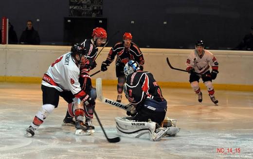 Photo hockey Division 1 - Division 1 : 18ème journée : Neuilly/Marne vs Toulouse-Blagnac - Un brouillon après les fêtes Photo hockey Division 1 - Division 1 : 18ème journée : Neuilly/Marne vs Toulouse-Blagnac - Un brouillon après les fêtes
