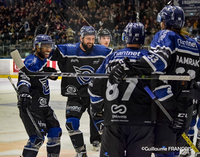 Photo hockey Division 1 - Division 1 : 18ème journée : Nantes vs Caen - Nantes confirme son renouveau Photo hockey Division 1 - Division 1 : 18ème journée : Nantes vs Caen - Nantes confirme son renouveau