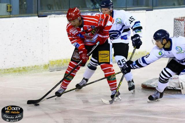 Photo hockey Division 1 - Division 1 : 1ère journée : Mont-Blanc vs Nantes - Quelle combativité !