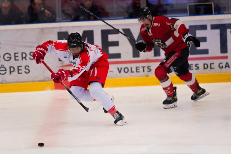 Photo hockey Division 1 - Division 1 : 1ère journée : Morzine-Avoriaz vs Valenciennes - Premier succès pour les Pingouins