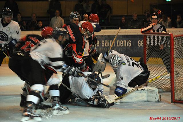 Photo hockey Division 1 - Division 1 : 1ère journée : Neuilly/Marne vs Nantes - Nantes en voulait plus Photo hockey Division 1 - Division 1 : 1ère journée : Neuilly/Marne vs Nantes - Nantes en voulait plus