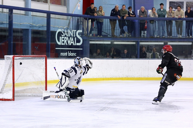 Photo hockey Division 1 - Division 1 : 1Ã¨re journÃ©e : Mont-Blanc vs Dunkerque - Rentrée intense, compteurs débloqués !