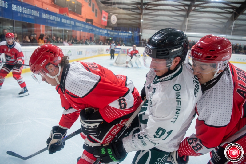 Photo hockey Division 1 - Division 1 : 1Ã¨re journÃ©e : Neuilly/Marne vs Epinal  - « Les Bisons résistent au retour des Wildcats »