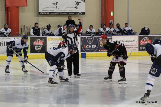 Photo hockey Division 1 - Division 1 : 20ème journée : Cholet  vs Nantes - Courte défaite de Cholet lors du derby qui l