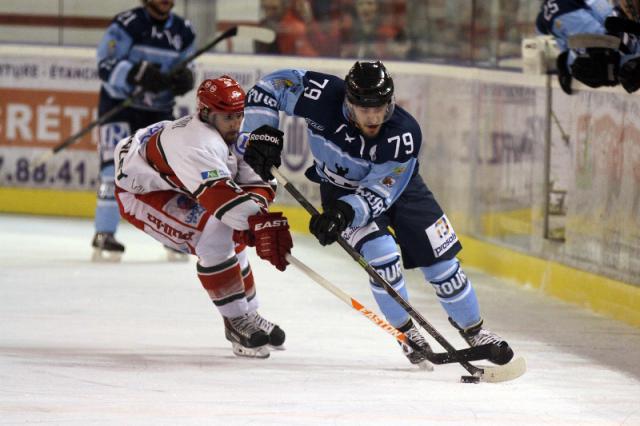 Photo hockey Division 1 - Division 1 : 20ème journée : Tours  vs Anglet - Anglet oui, mais...