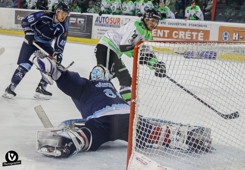 Photo hockey Division 1 - Division 1 : 21ème journée : Tours  vs Epinal  - Tours s’offre Epinal et entrevoit les playoffs