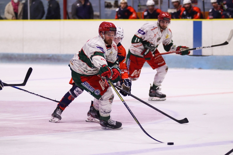 Photo hockey Division 1 - Division 1 : 22�me journ�e : Clermont-Ferrand vs Mont-Blanc - Clermont défait mais en progression