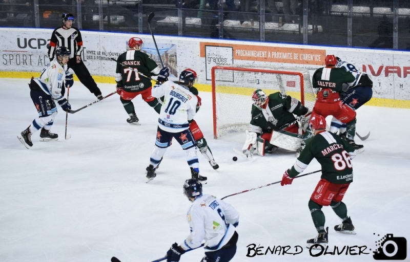 Photo hockey Division 1 - Division 1 : 22ème journée : Cergy-Pontoise vs Tours  - Les Jokers triomphent à l’usure