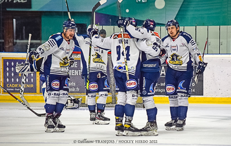 Photo hockey Division 1 - Division 1 : 22ème journée : Nantes vs Dunkerque - Nantes remporte le duel des Corsaires