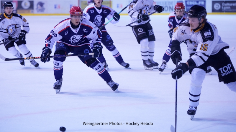 Photo hockey Division 1 - Division 1 : 22ème journée : Lyon vs Strasbourg - Strasbourg au bout du suspense à Charlemagne Photo hockey Division 1 - Division 1 : 22ème journée : Lyon vs Strasbourg - Strasbourg au bout du suspense à Charlemagne