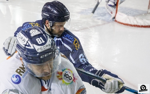 Photo hockey Division 1 - Division 1 : 23�me journ�e : Tours  vs Dunkerque - Victoire en prolongation de Tours face à Dunkerque