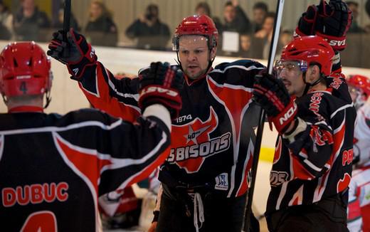 Photo hockey Division 1 - Division 1 : 24ème journée : Neuilly/Marne vs Courbevoie - Neuilly dans le tempo Photo hockey Division 1 - Division 1 : 24ème journée : Neuilly/Marne vs Courbevoie - Neuilly dans le tempo