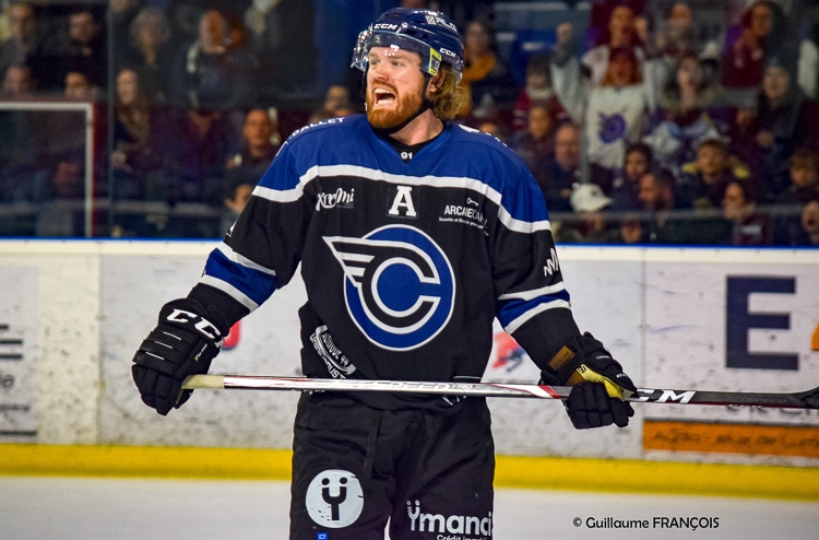 Photo hockey Division 1 - Division 1 : 25ème journée : Nantes vs Dunkerque - Nantes remporte la bataille des Corsaires et prend la direction des Playoffs