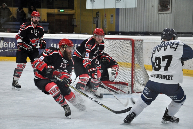 Photo hockey Division 1 - Division 1 : 25ème journée : Neuilly/Marne vs Nantes - Neuilly stoppe les Corsaires