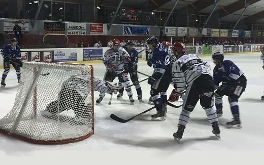 Photo hockey Division 1 - Division 1 : 26ème journée : Nantes vs Mont-Blanc - Nantes retrouve le goût de la victoire (et envoie Mont-Blanc en D2)