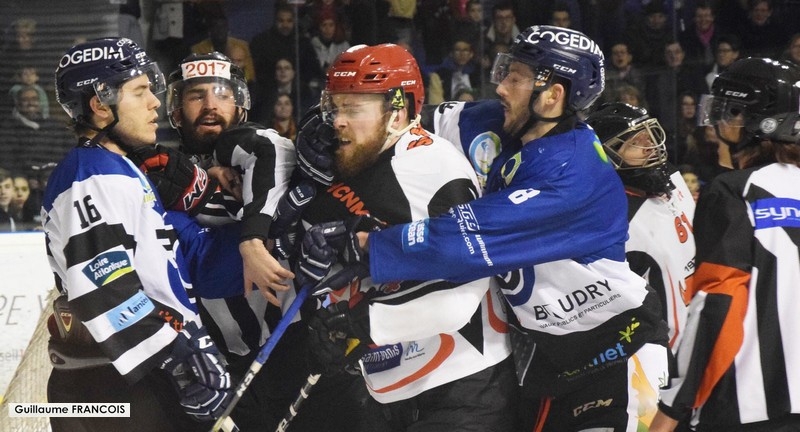 Photo hockey Division 1 - Division 1 : 26ème journée : Nantes vs Neuilly/Marne - D1 : Baroud d’Honneur pour les Nantais