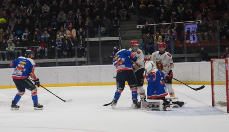 Photo hockey Division 1 - Division 1 : 29ème journée : Dunkerque vs Meudon - Dunkerque s’impose au bout du terme !