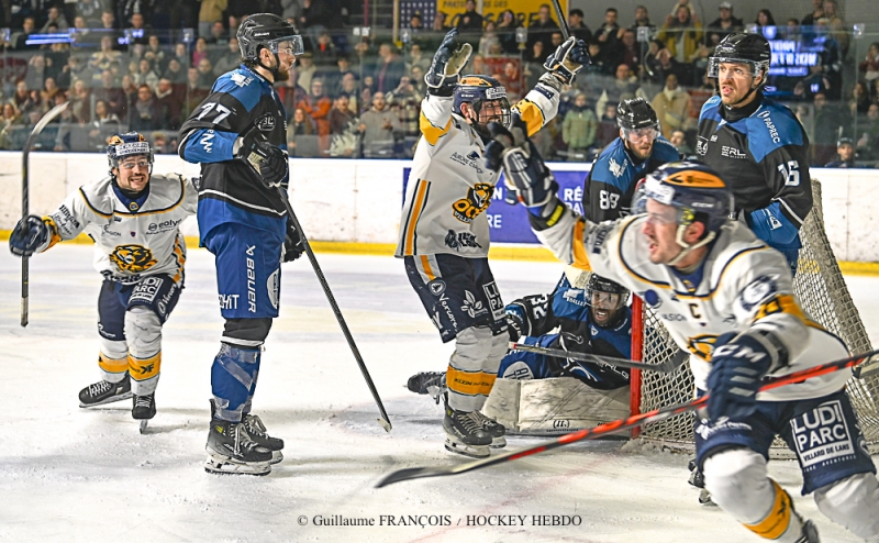 Photo hockey Division 1 - Division 1 : 29ème journée : Nantes vs Villard-de-Lans - Nantes tombe face à la lanterne rouge