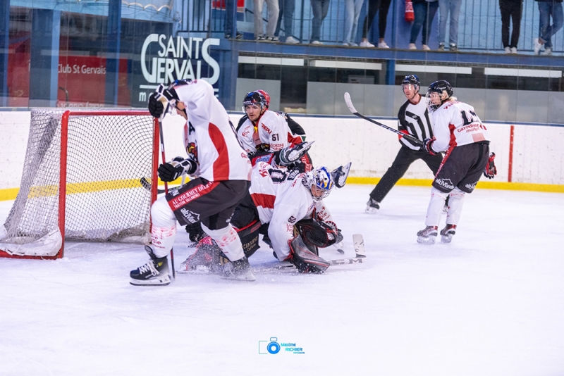 Photo hockey Division 1 - Division 1 : 2ème journée : Mont-Blanc vs Morzine-Avoriaz - Mont-Blanc emporte un derby fou !