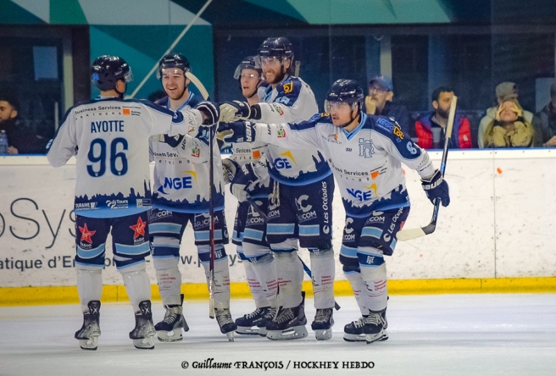 Photo hockey Division 1 - Division 1 : 2ème journée : Nantes vs Tours  - Nantes ne résiste pas face aux remparts de Tours