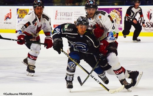 Photo hockey Division 1 - Division 1 : 3ème journée : Nantes vs Briançon  - Les Nantais font vivre l’enfer aux Diables rouges