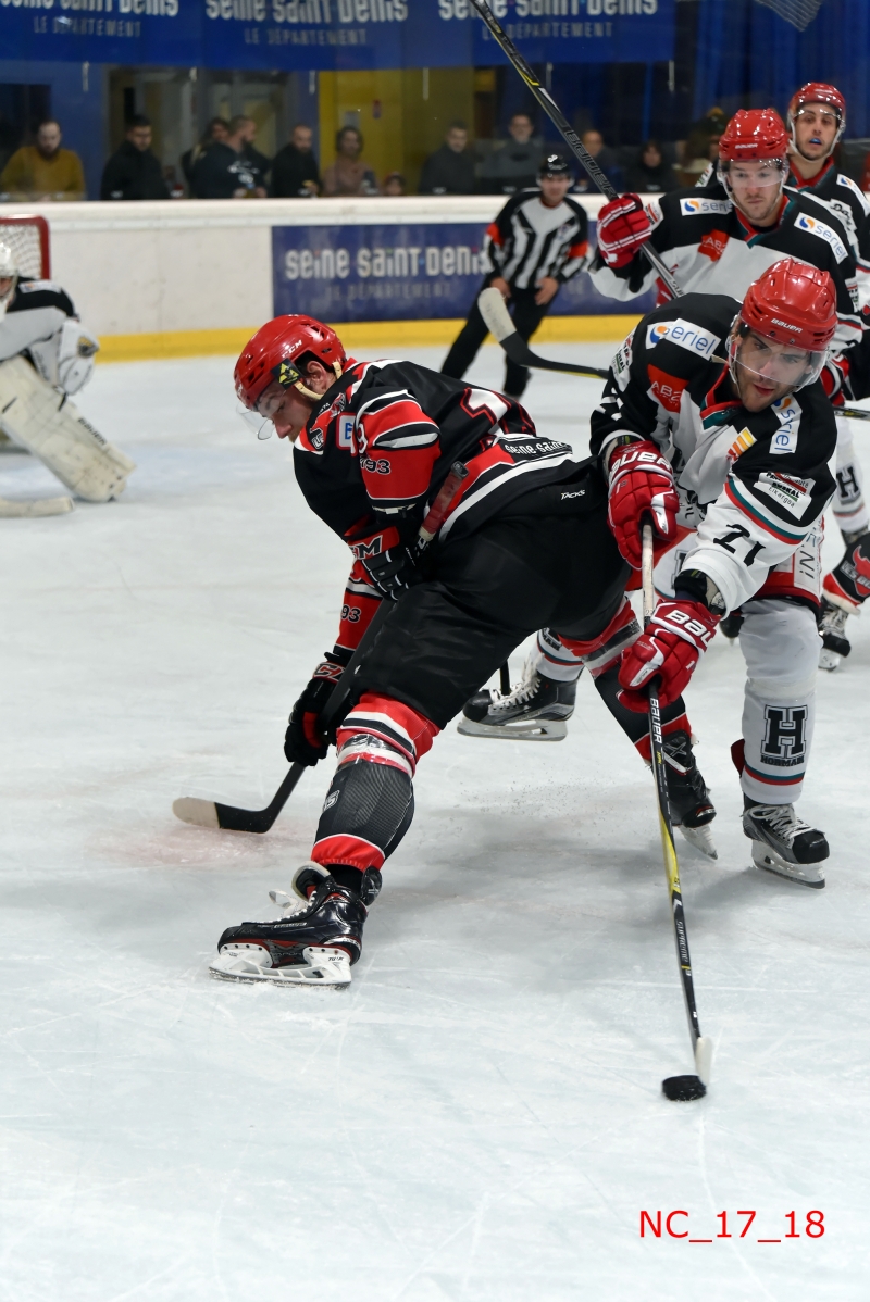 Photo hockey Division 1 - Division 1 : 3ème journée : Neuilly/Marne vs Anglet - Anglet a du s Photo hockey Division 1 - Division 1 : 3ème journée : Neuilly/Marne vs Anglet - Anglet a du s
