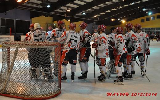 Photo hockey Division 1 - Division 1 : 3ème journée : Neuilly/Marne vs Lyon - Lyon affirme ses ambitions Photo hockey Division 1 - Division 1 : 3ème journée : Neuilly/Marne vs Lyon - Lyon affirme ses ambitions