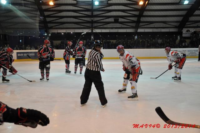 Photo hockey Division 1 - Division 1 : 3ème journée : Neuilly/Marne vs Lyon - Lyon affirme ses ambitions Photo hockey Division 1 - Division 1 : 3ème journée : Neuilly/Marne vs Lyon - Lyon affirme ses ambitions