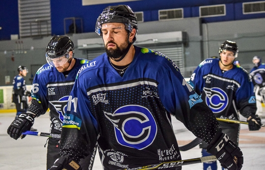 Photo hockey Division 1 - Division 1 : 4ème journée : Nantes vs Cergy-Pontoise - Nantes sombre à domicile