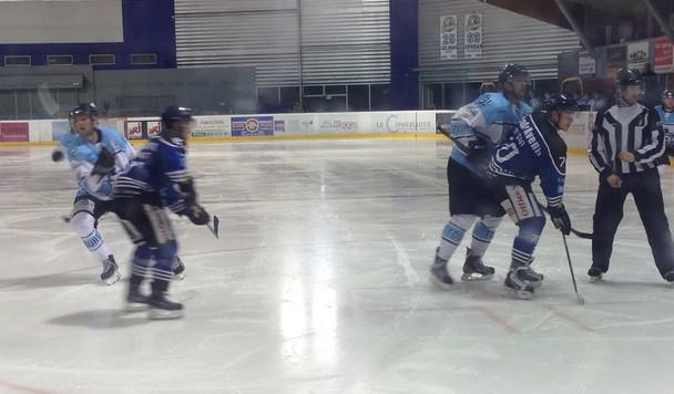 Photo hockey Division 1 - Division 1 : 4ème journée : Nantes vs Tours  - Derby choc dans une ambiance de feu