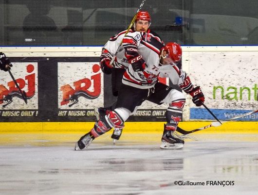 Photo hockey Division 1 - Division 1 : 4ème journée : Nantes vs Neuilly/Marne - Nantes pris dans le piège des Bisons Photo hockey Division 1 - Division 1 : 4ème journée : Nantes vs Neuilly/Marne - Nantes pris dans le piège des Bisons