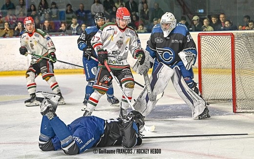 Photo hockey Division 1 - Division 1 : 5�me journ�e : Nantes vs Mont-Blanc - Première chute à domicile pour les Nantais 