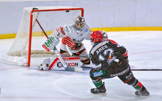 Photo hockey Division 1 - Division 1 : 5ème journée : Mont-Blanc vs Cholet  - Mont-Blanc remporte un magnifique combat !