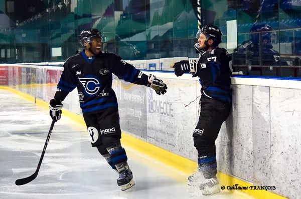 Photo hockey Division 1 - Division 1 : 6ème journée : Nantes vs Cholet  - Nantes enchaîne par une 3e victoire
