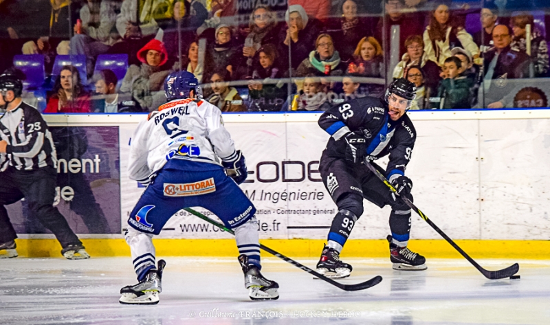 Photo hockey Division 1 - Division 1 : 6ème journée : Nantes vs Dunkerque - Nantes coule le leader Dunkerque au petit-port