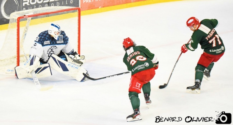 Photo hockey Division 1 - Division 1 : 9ème journée : Cergy-Pontoise vs Marseille - Le festival des Jokers