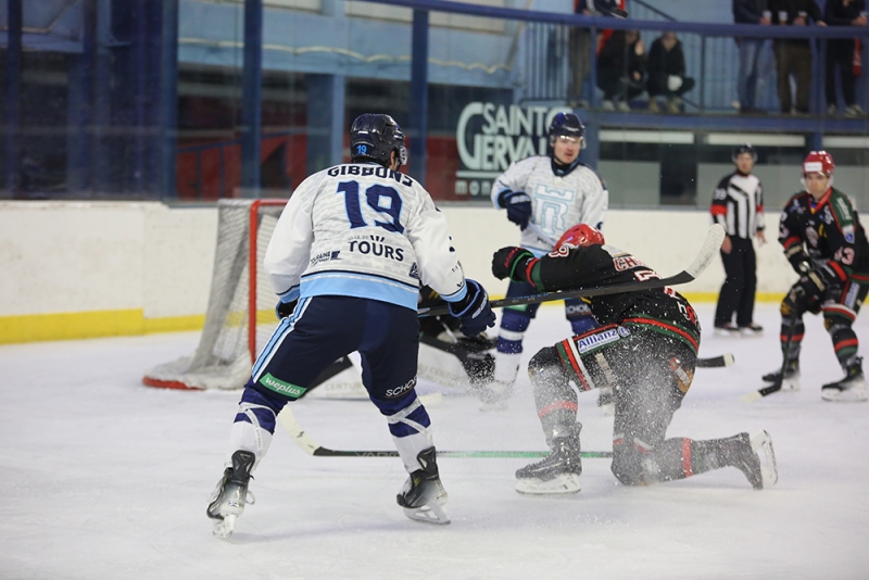 Photo hockey Division 1 - Division 1 : 9ème journée : Mont-Blanc vs Tours  - Mont-Blanc en feu face au leader !