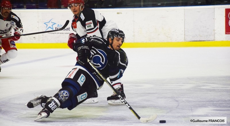 Photo hockey Division 1 - Division 1 : 9ème journée : Nantes vs Anglet - 9ème Victoire à l’arrachée pour l’Hormadi