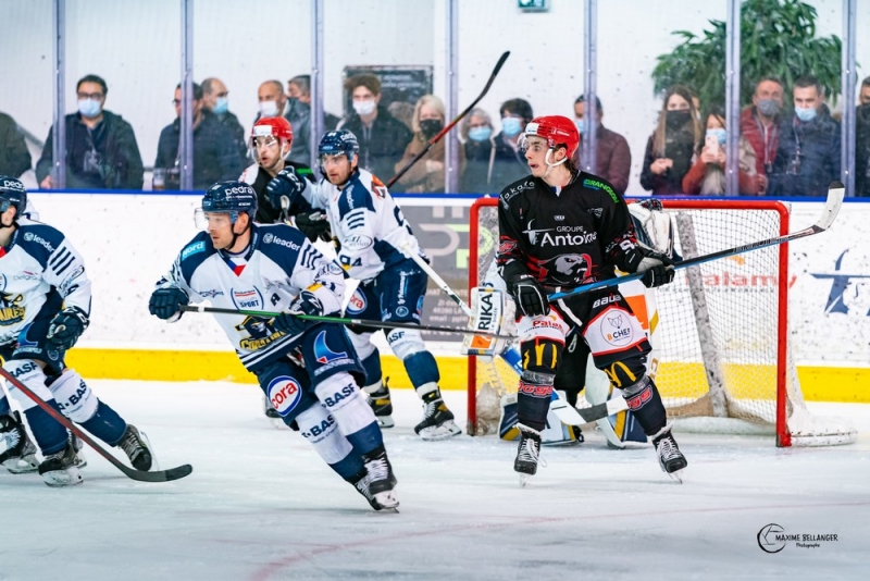Photo hockey Division 1 - Division 1 : 9ème journée : Cholet vs Dunkerque - Une cinquième pour Cholet Photo hockey Division 1 - Division 1 : 9ème journée : Cholet vs Dunkerque - Une cinquième pour Cholet