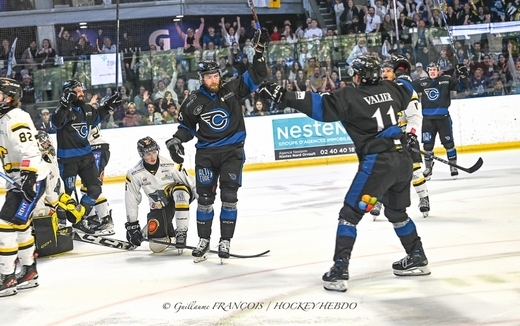 Photo hockey Division 1 - Division 1 - Finale match 1 : Nantes vs Chambéry - La 1re victoire de la finale est Nantaise