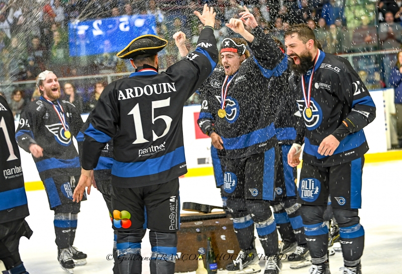 Photo hockey Division 1 - Division 1 - Finale match 5 : Nantes vs Chambéry - Nantes Champion de France  ! 